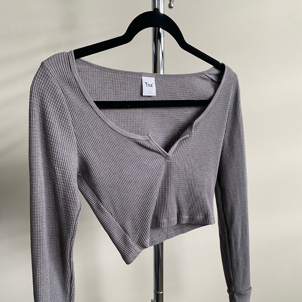 Aritzia crop